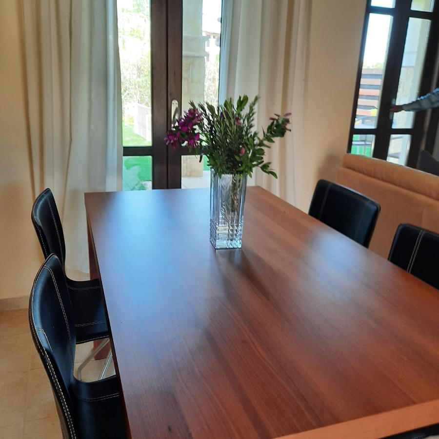 קוקליה Helios Heights Spirits, Aphrodite Hills Golf Resort מראה חיצוני תמונה