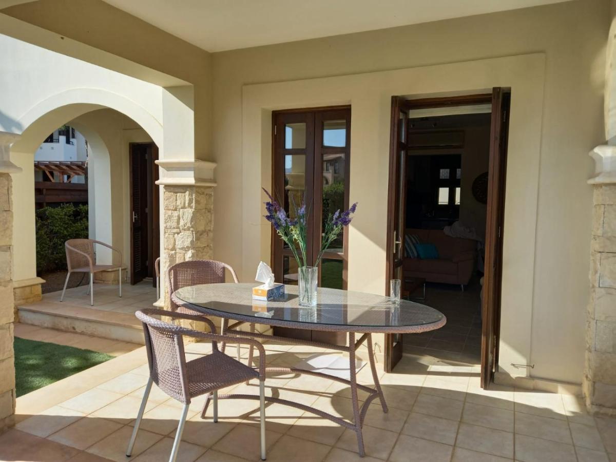 קוקליה Helios Heights Spirits, Aphrodite Hills Golf Resort מראה חיצוני תמונה