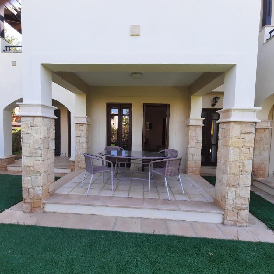 קוקליה Helios Heights Spirits, Aphrodite Hills Golf Resort מראה חיצוני תמונה