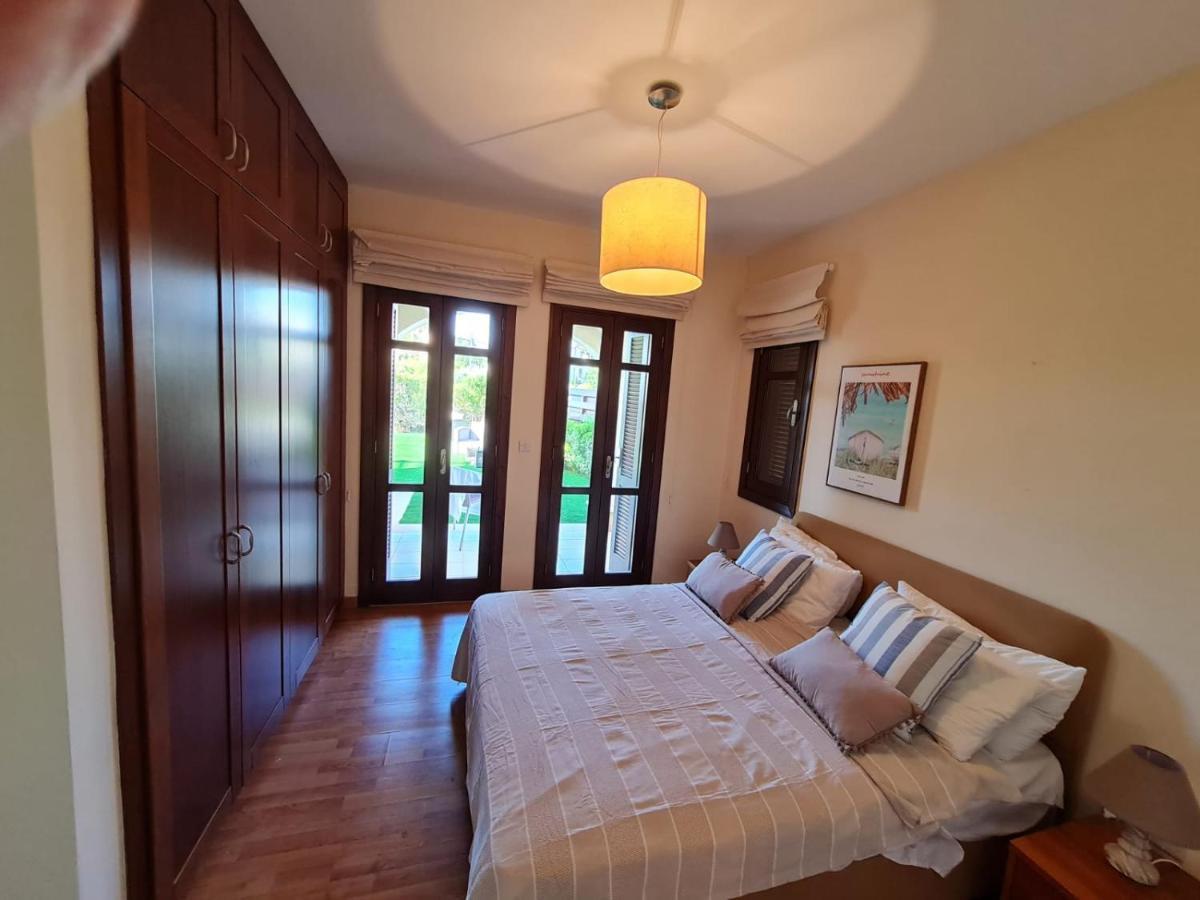 קוקליה Helios Heights Spirits, Aphrodite Hills Golf Resort מראה חיצוני תמונה